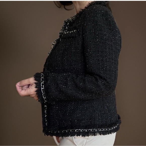 Blazer - Picture 10 of 13